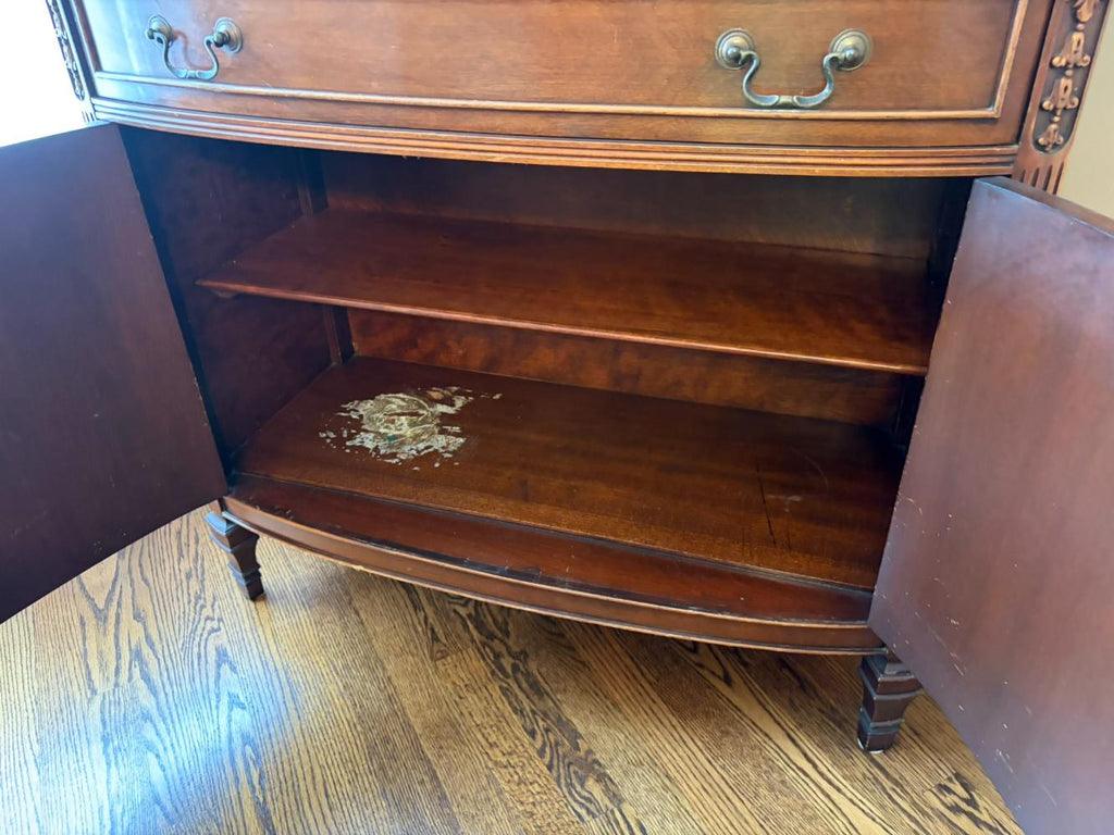 Hespeler Display Hutch