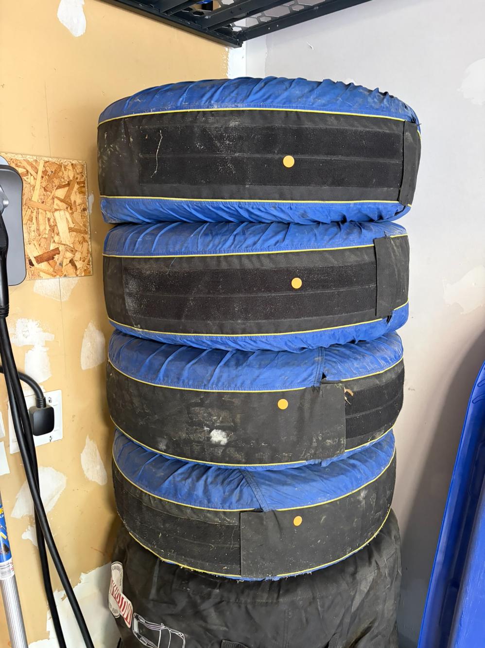 Set of 4 Winter Tires on Rims