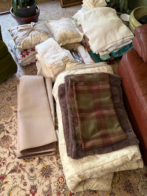 Linen & Throw Pillow Lot #2