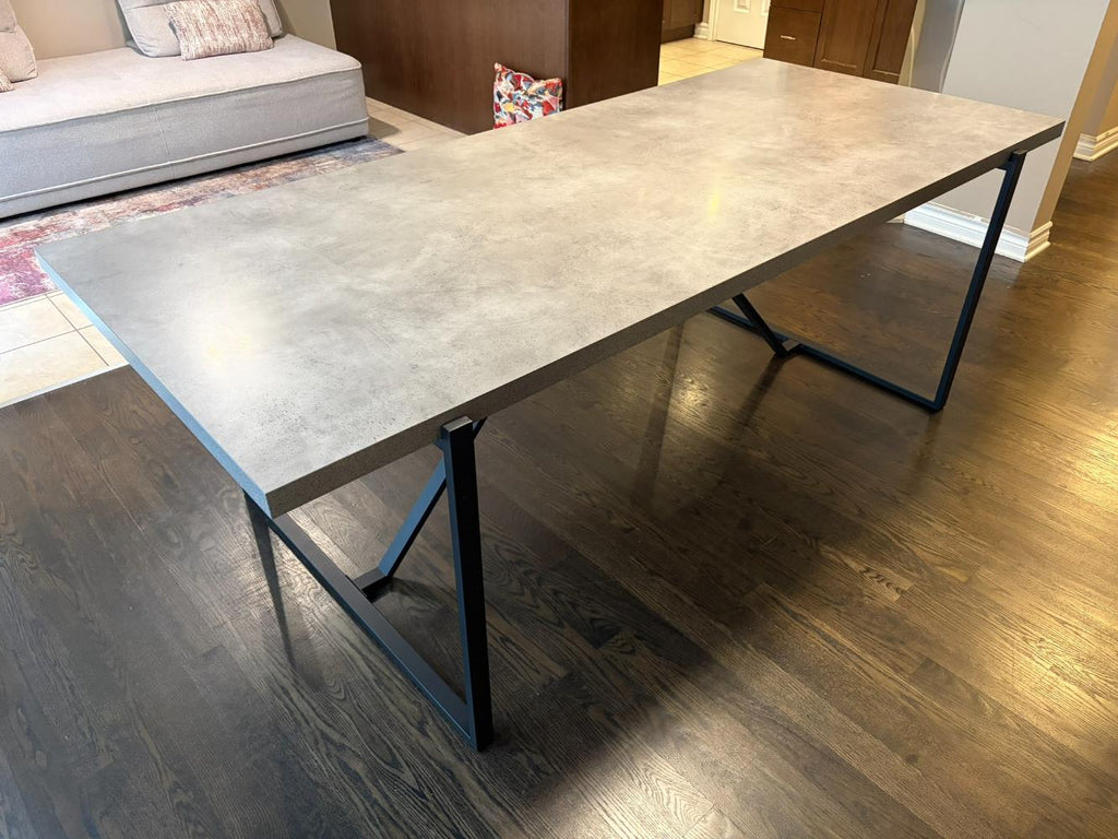 Structube Dining Table