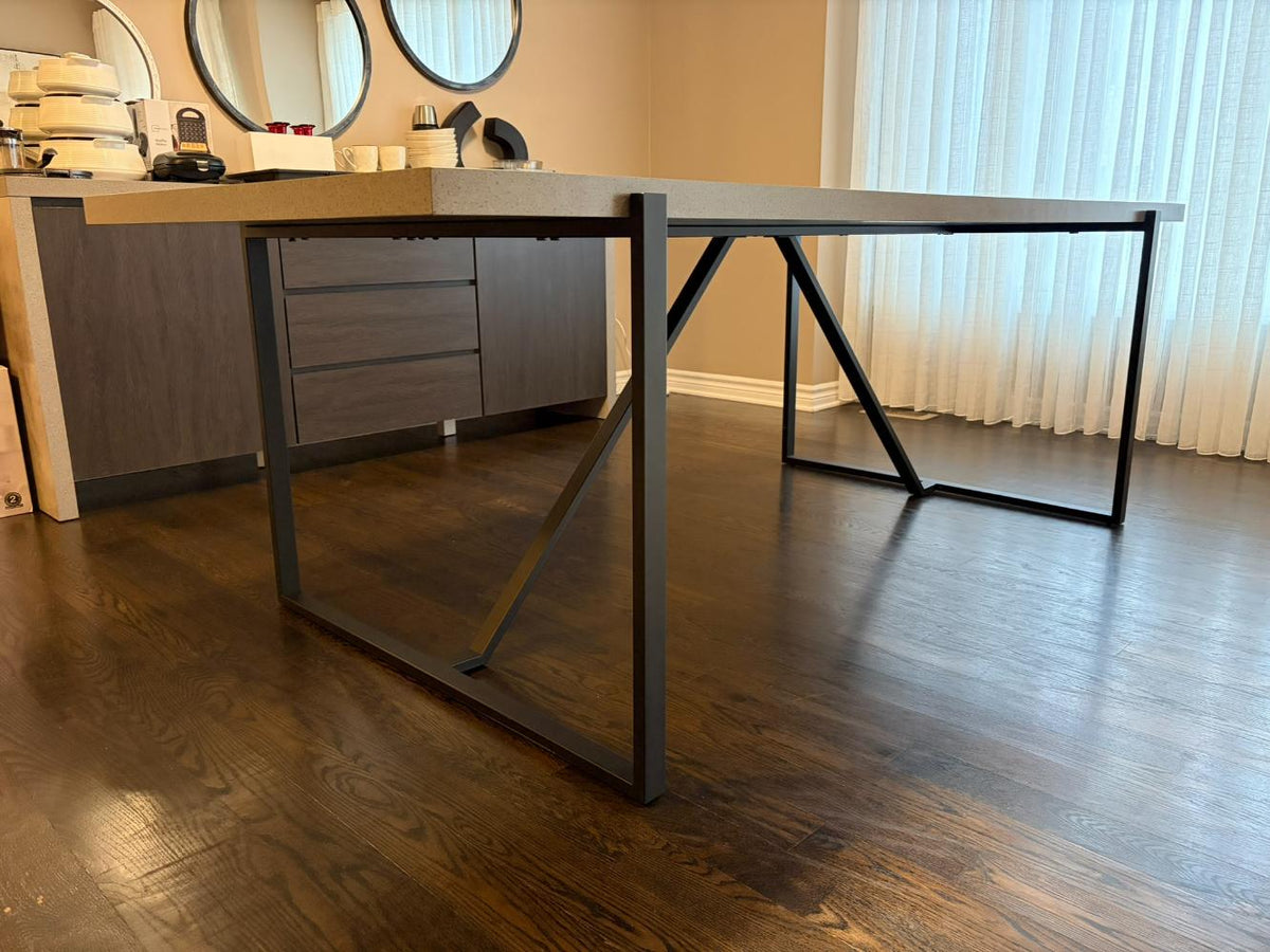 Structube Dining Table