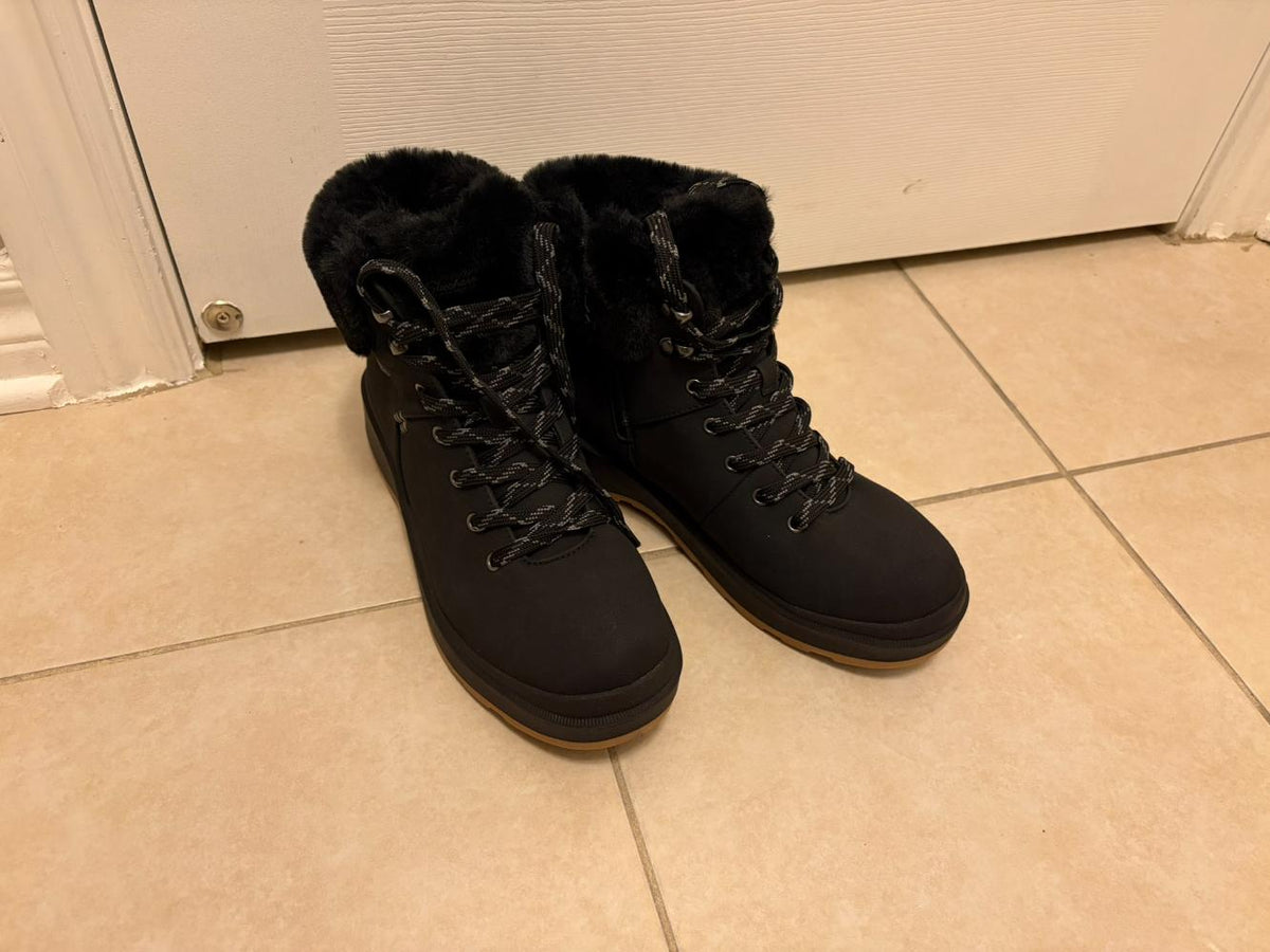 Skechers Womens Boots