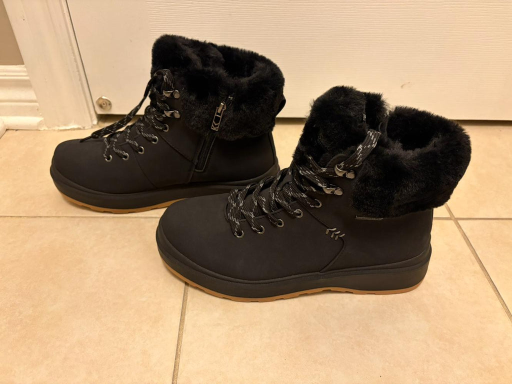 Skechers Womens Boots