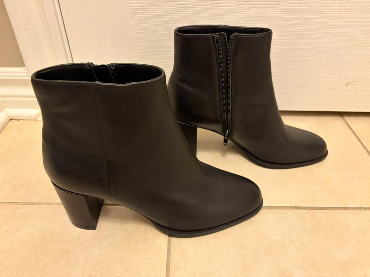 Steve Madden Womens Leather Boots