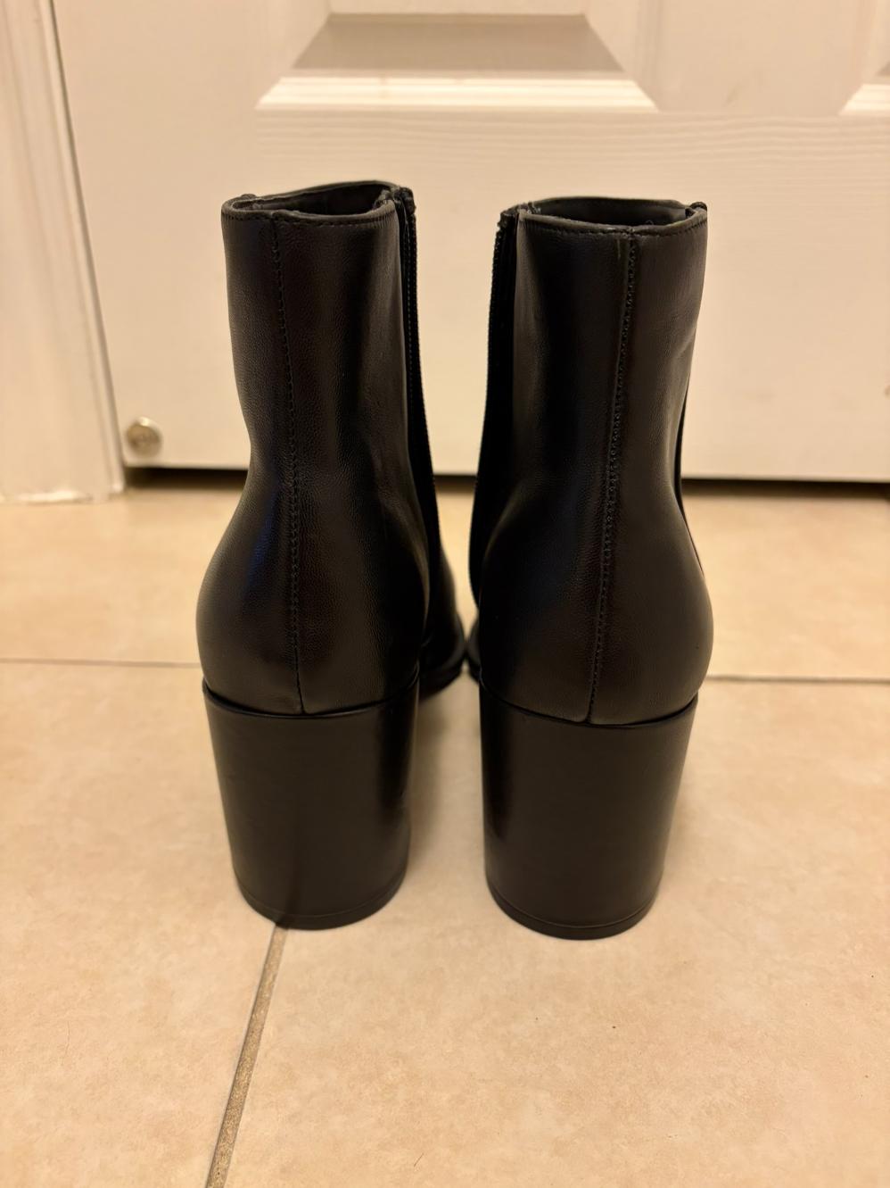 Steve Madden Womens Leather Boots
