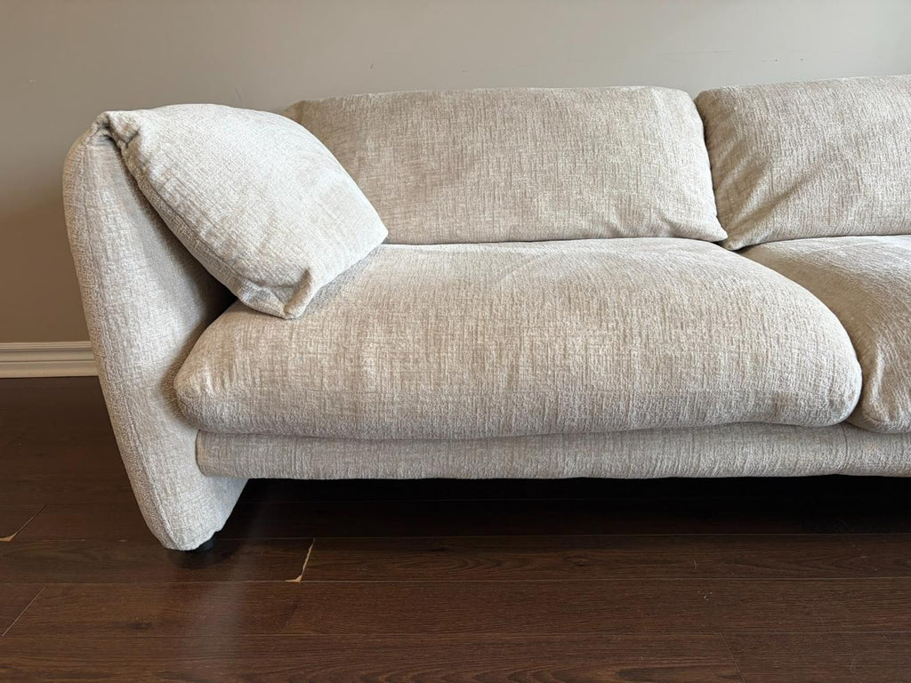 Structube ARYA 3-Seater Sofa