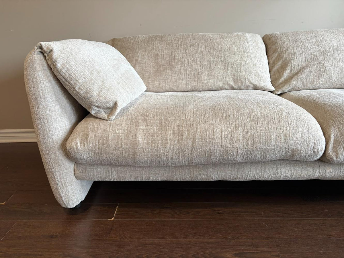 Structube ARYA 3-Seater Sofa