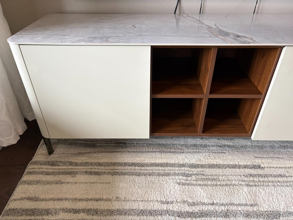 Structube Console