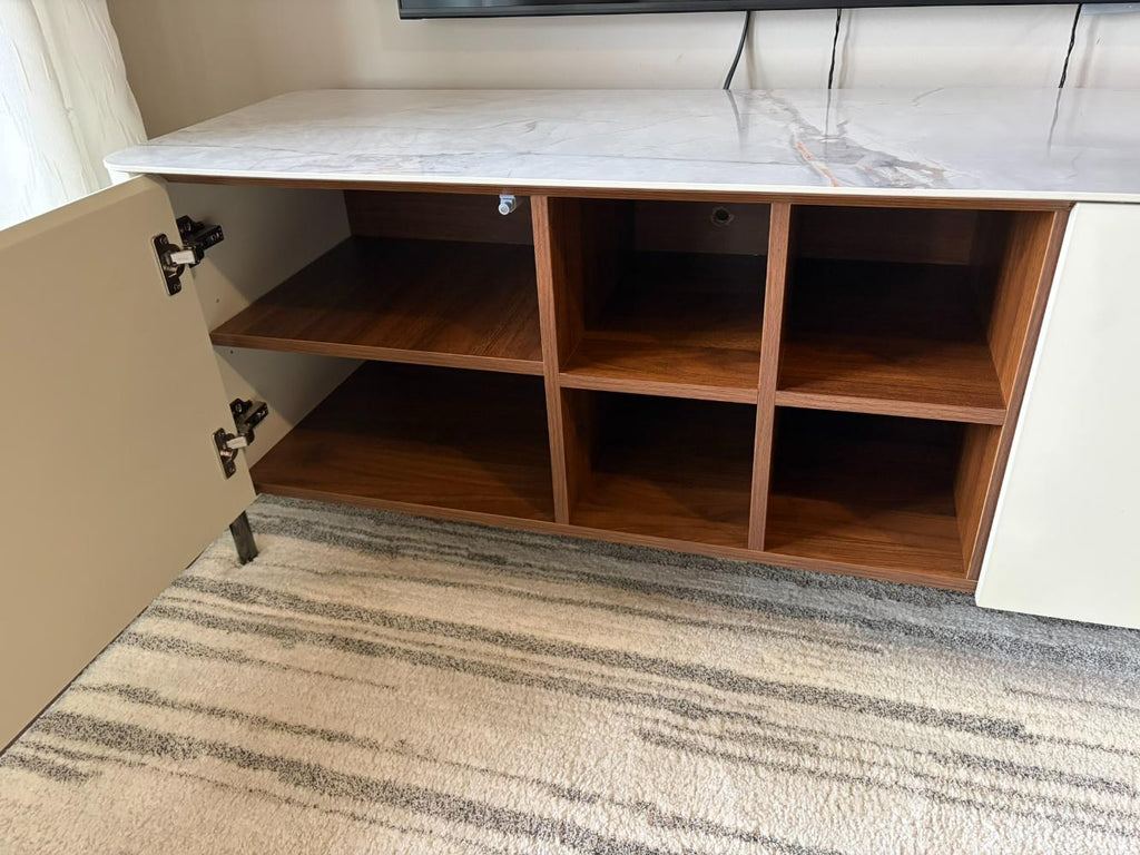 Structube Console