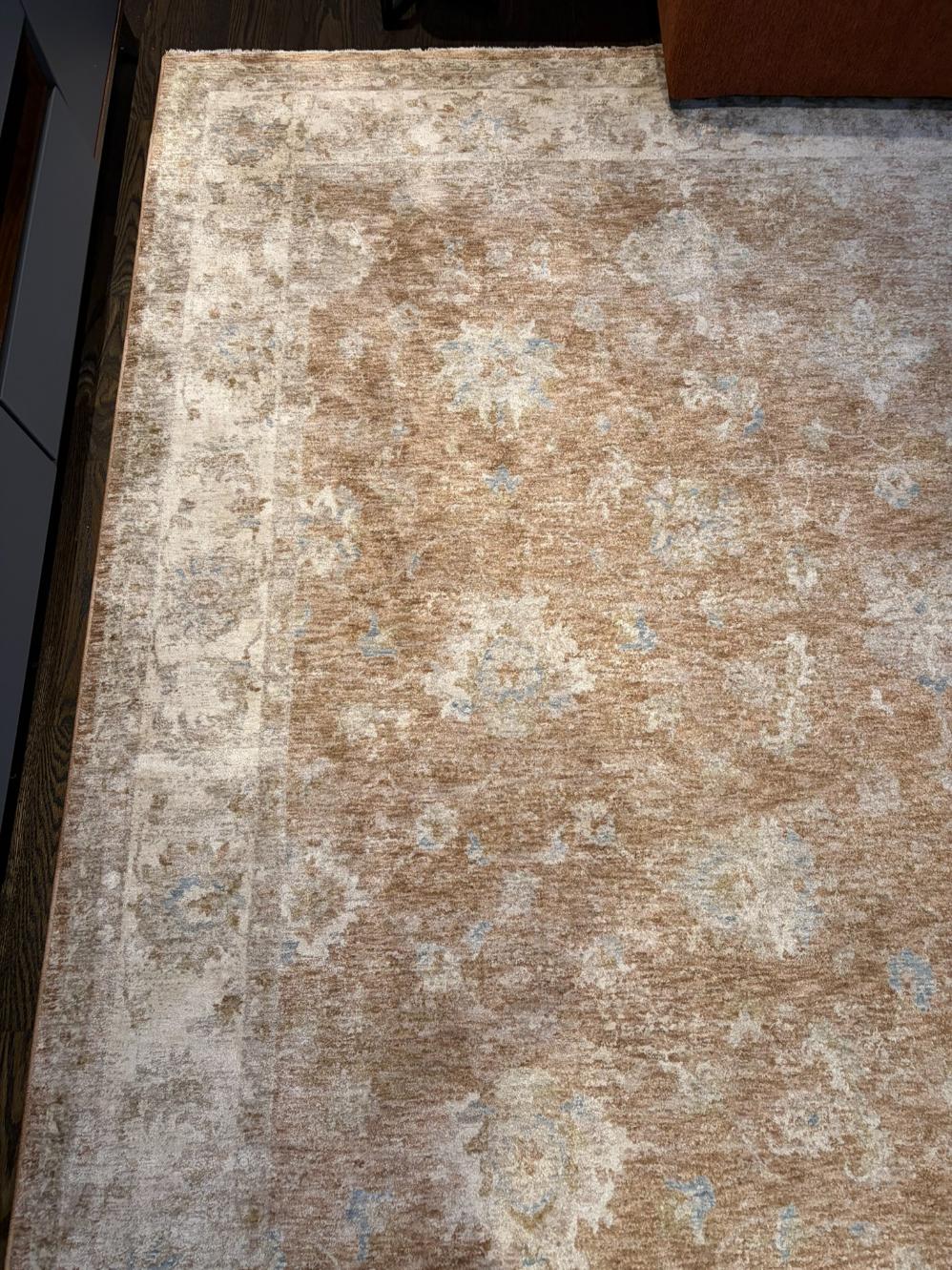 Thin Profile Area Rug Lot # (Ophelia)