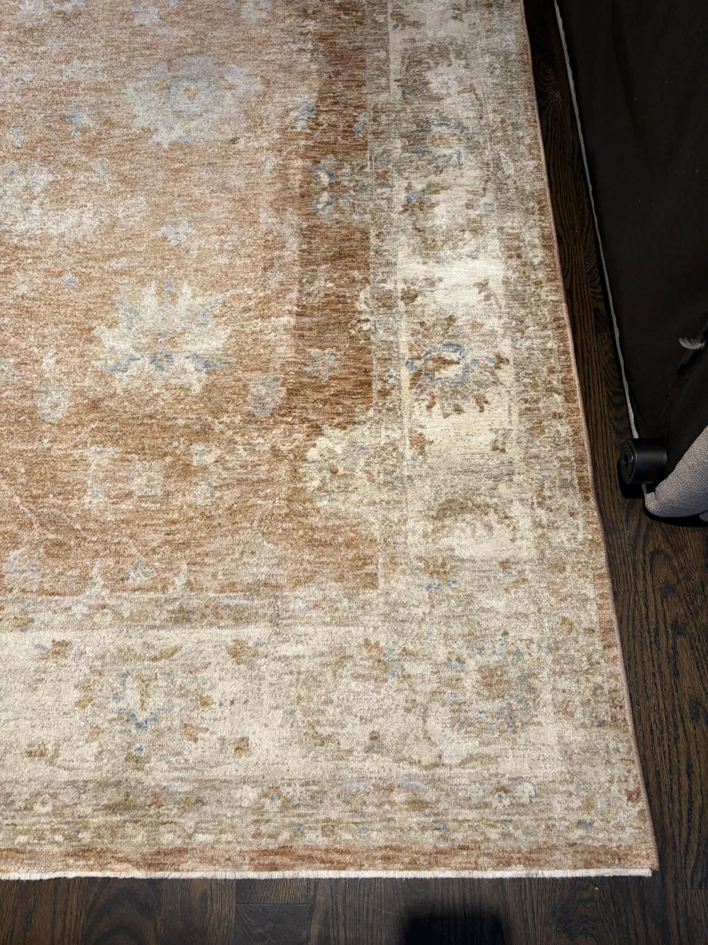 Thin Profile Area Rug Lot # (Ophelia)