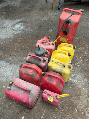 Jerry Cans Lot