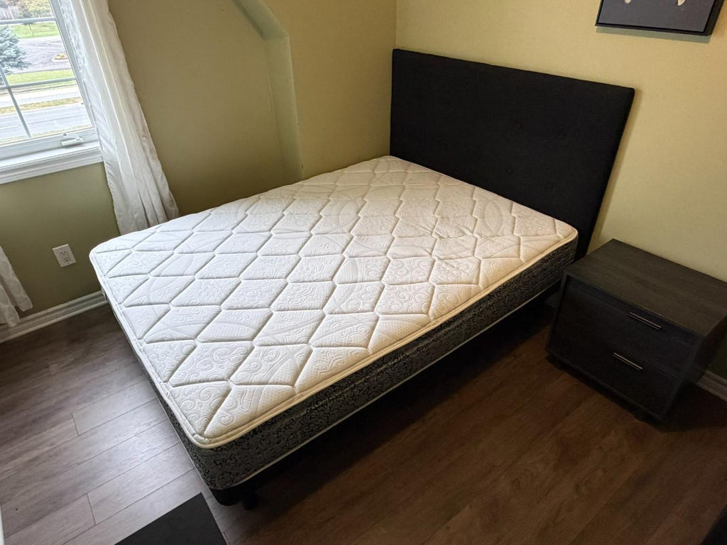 Sleep Country Queen Size SOHO Airscape Platform Bed with CORALIE Legless Headboard & Kingsdown Studio Mattress