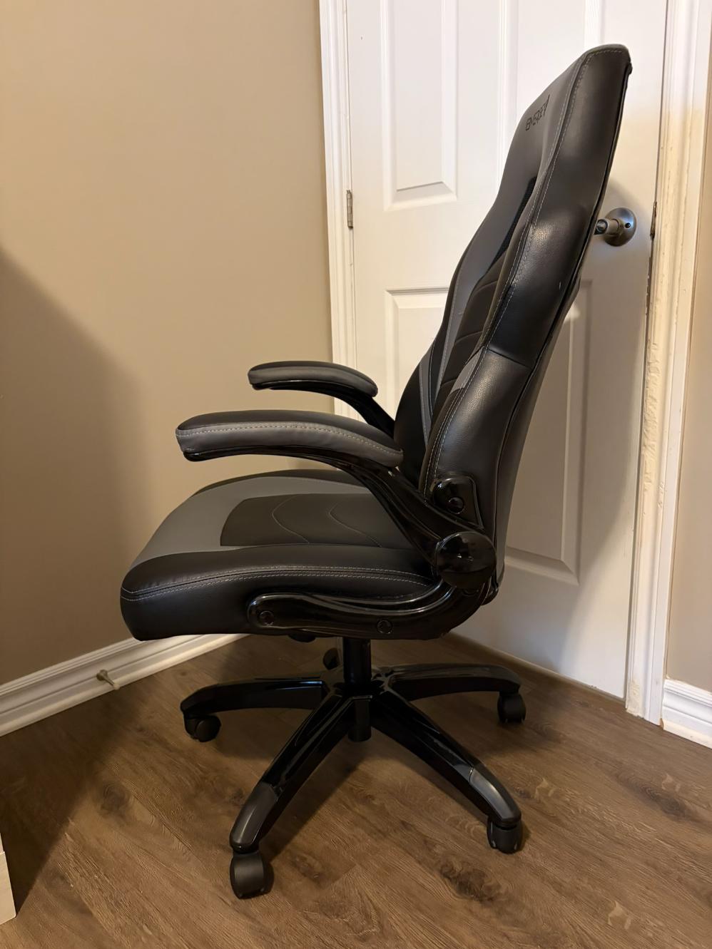 EMERGE Swivel Gaming Armchair 52503-CA
