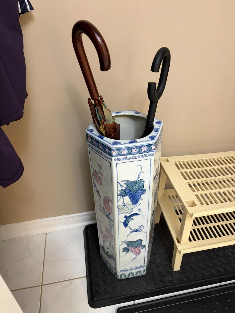 Entry Closet Lot