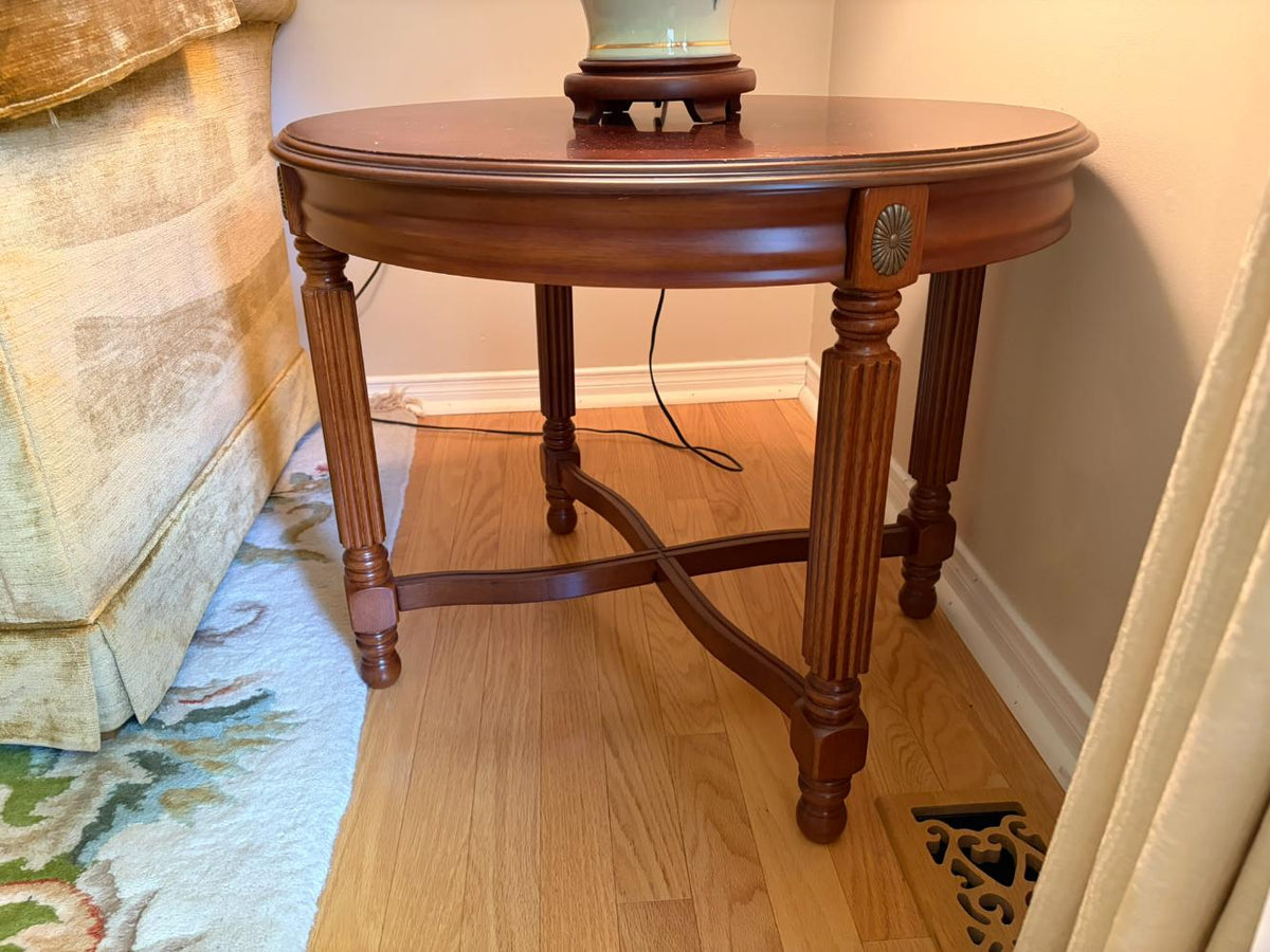 Single Accent Table Lot #2