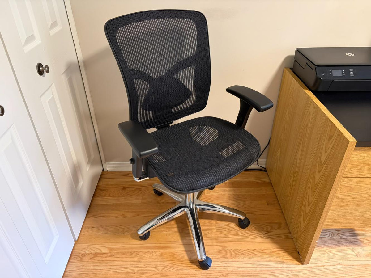 Swivel Armchair Lot #1