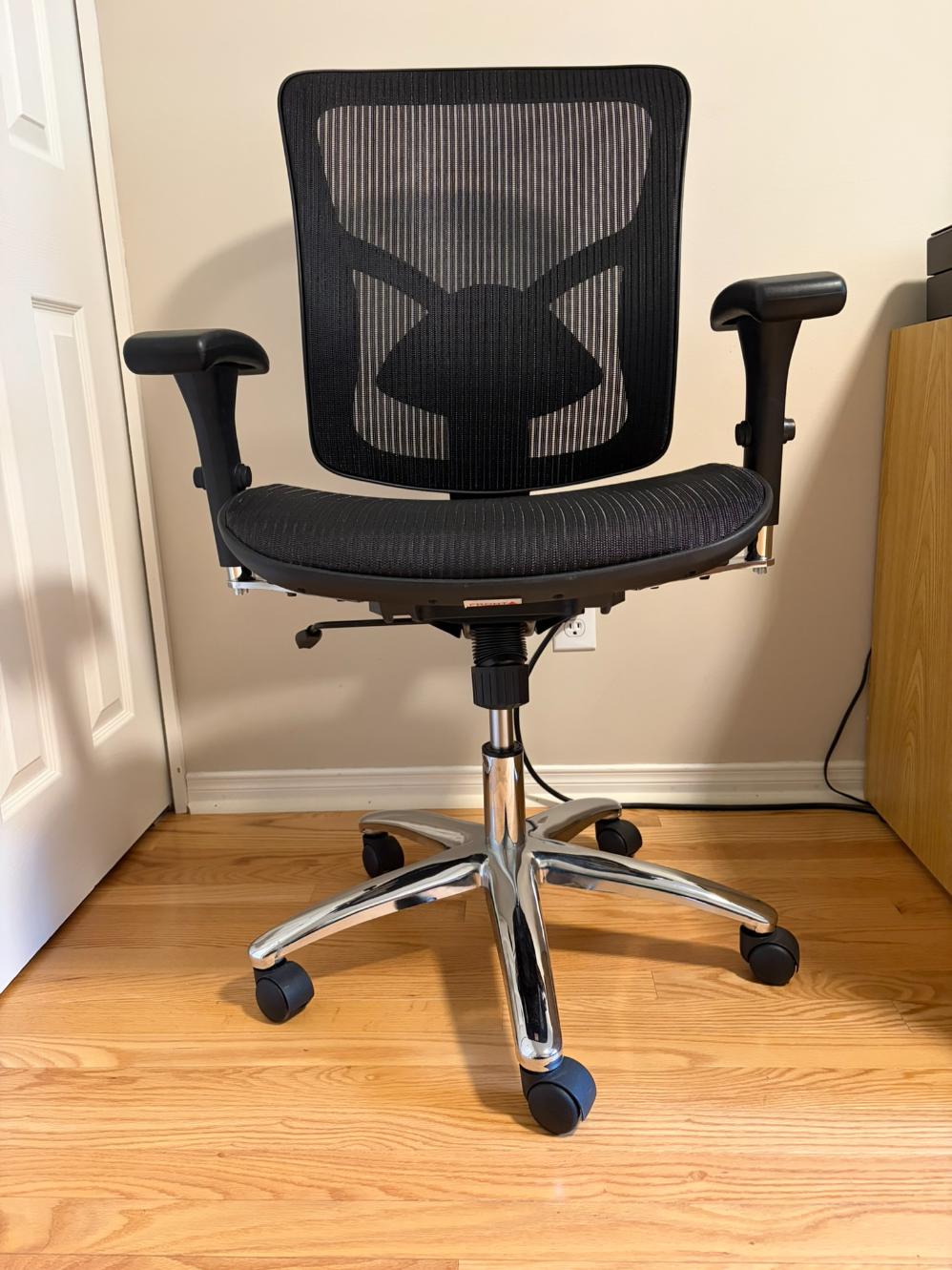Swivel Armchair Lot #1