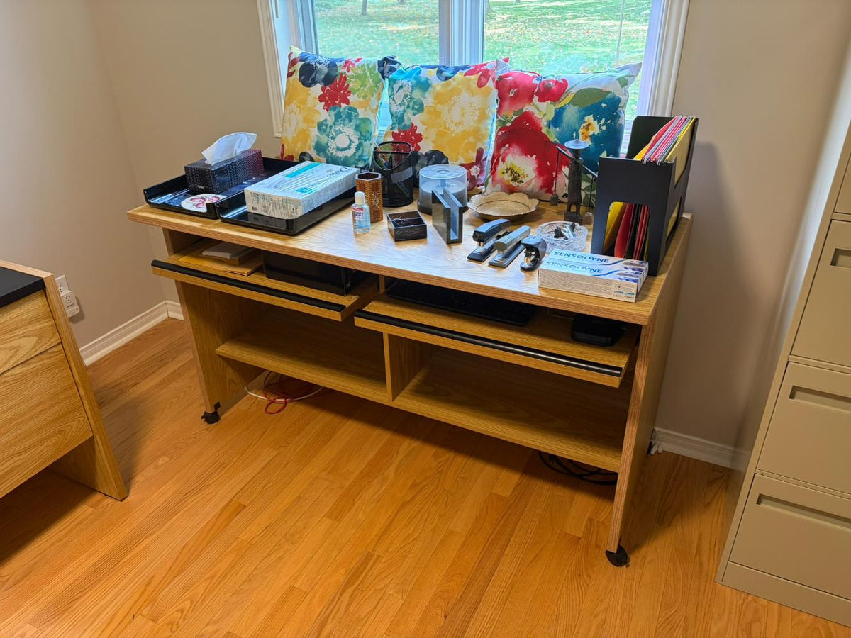 Desk Lot #2
