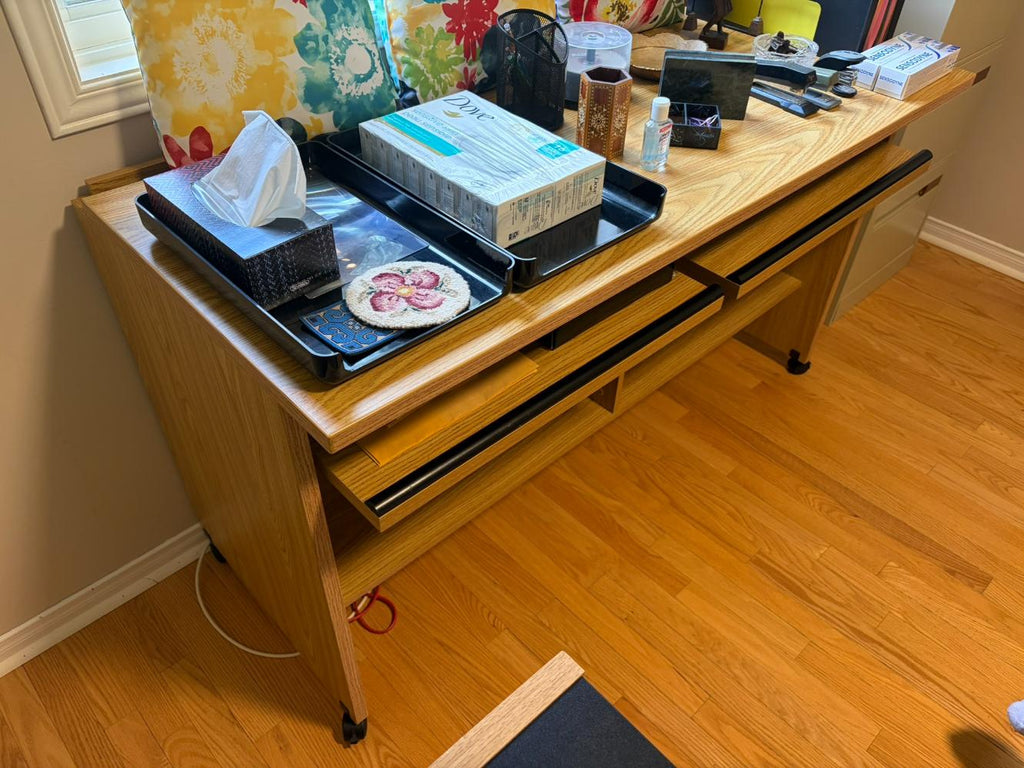 Desk Lot #2