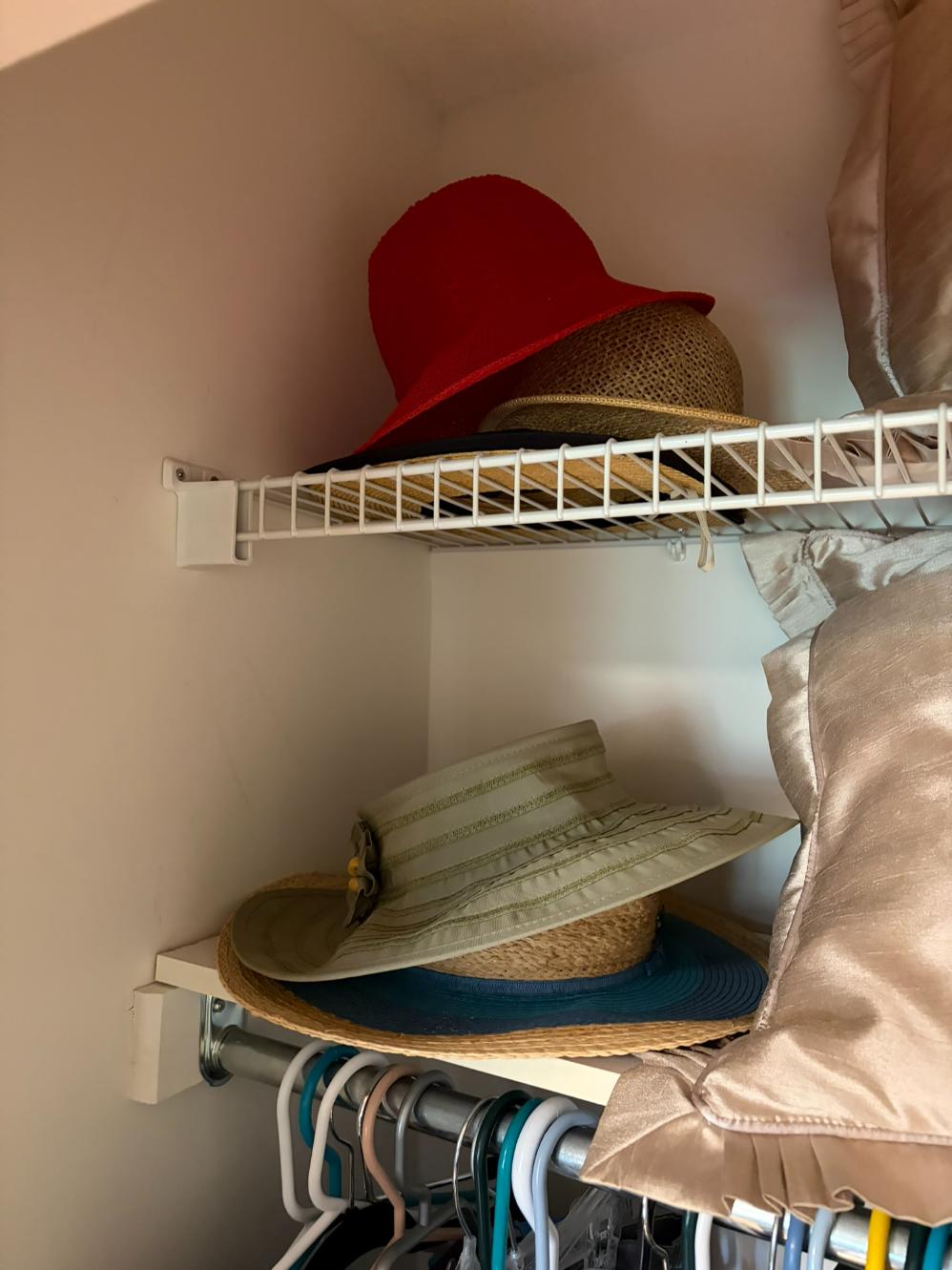 Linen and Womens Accessories Lot