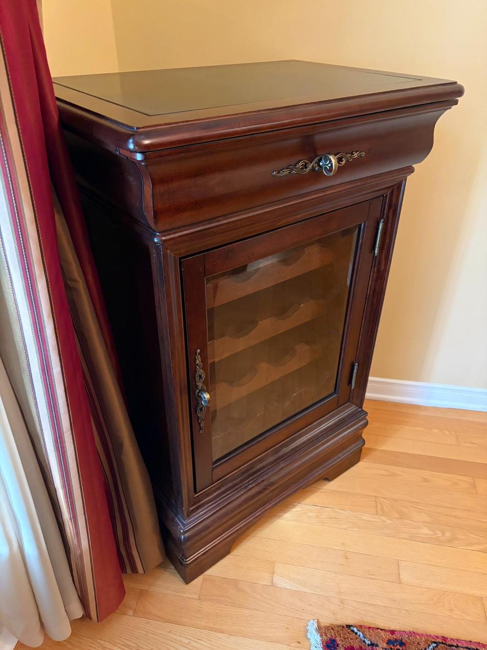 Wine Cabinet