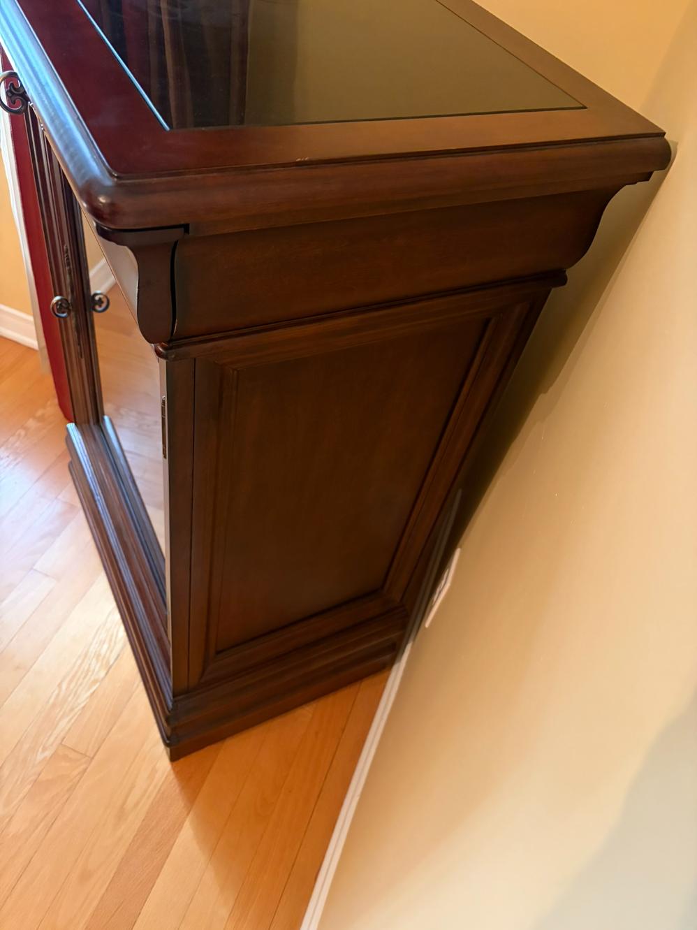 Wine Cabinet
