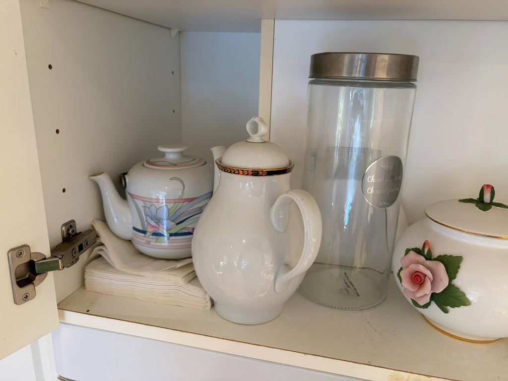 Kitchen Lot #6
