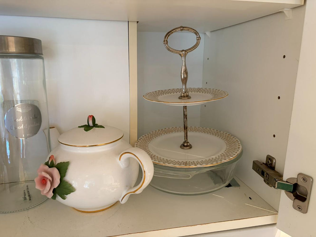 Kitchen Lot #6
