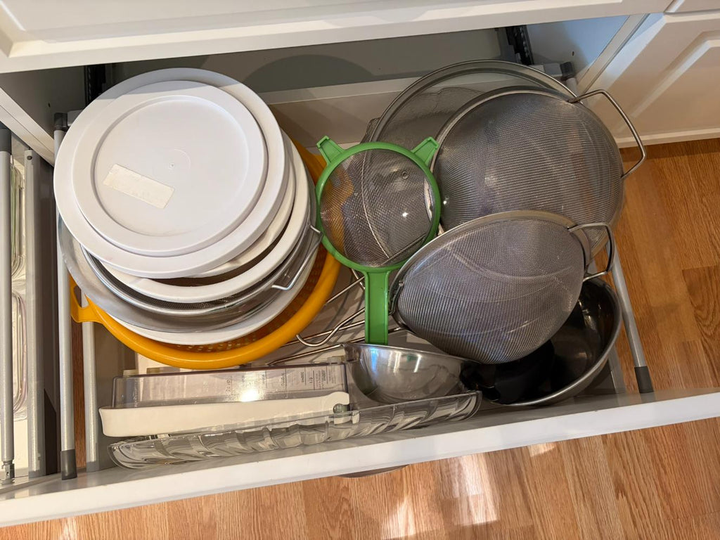 Kitchen Lot #8