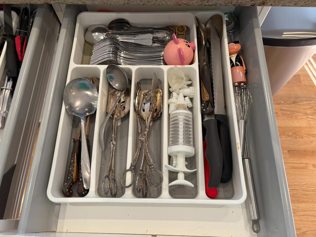 Kitchen Lot #12
