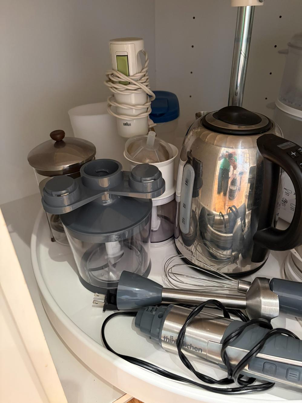 Kitchen Lot #13
