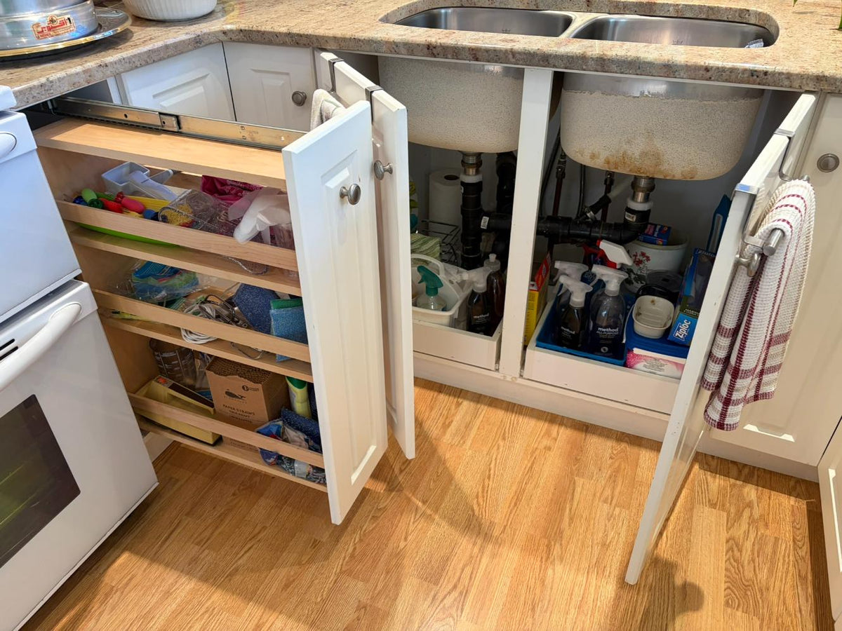 Kitchen Lot #15