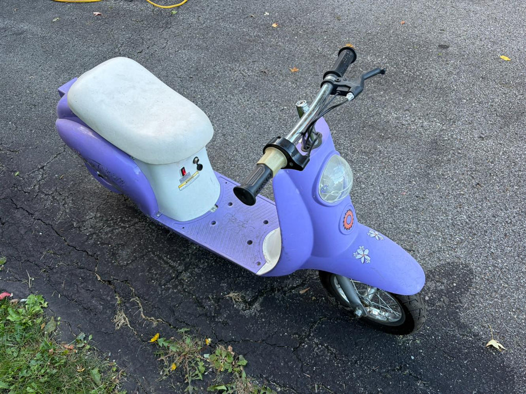Razor Pocket Mod Betty Electric Retro Scooter