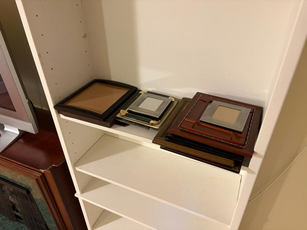 Frames Lot