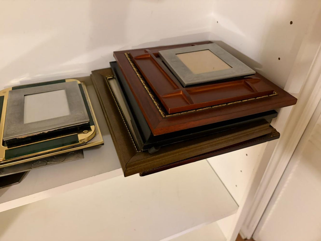 Frames Lot