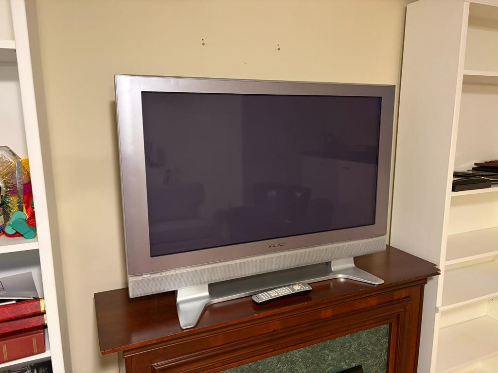 42” Panasonic Plasma Television TH-42PX6U
