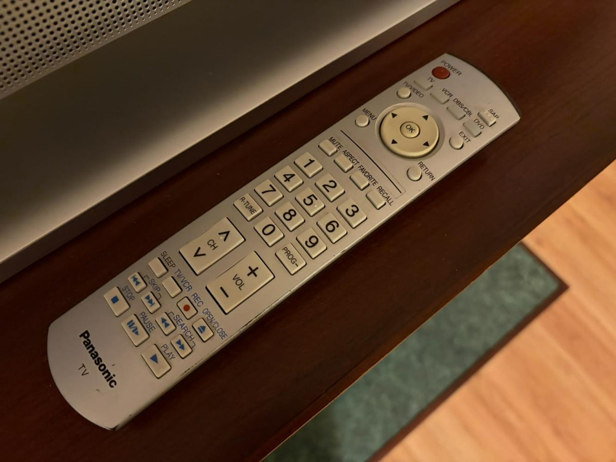 42” Panasonic Plasma Television TH-42PX6U