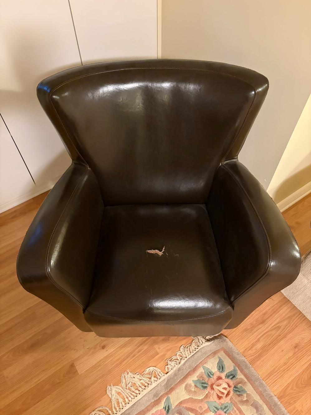 Armchair Lot #3