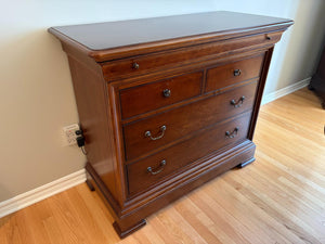 Thomasville 5 Drawer Dresser