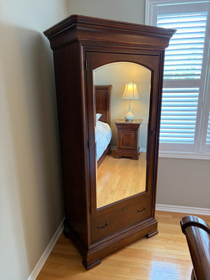 Thomasville Wardrobe