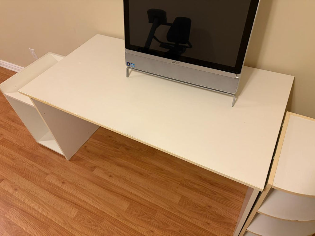 Desk Lot #3