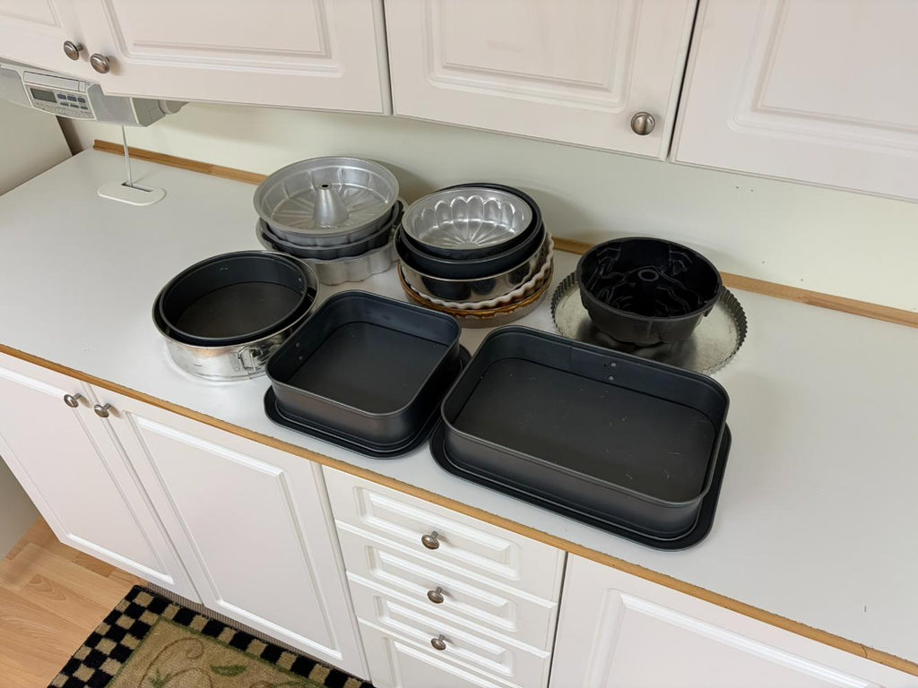 Cake Pans Lot