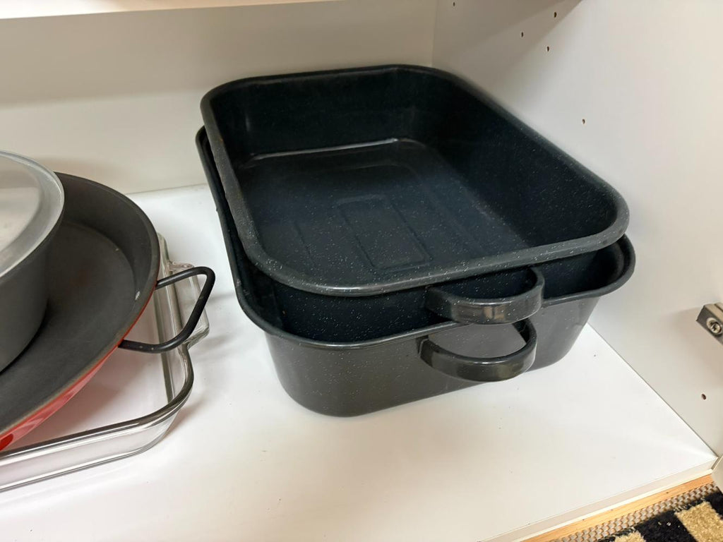 Kitchen Lot #18