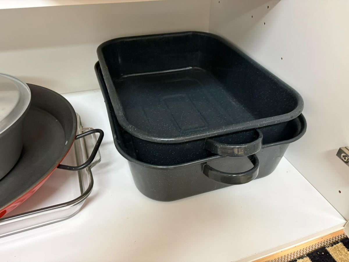 Kitchen Lot #18