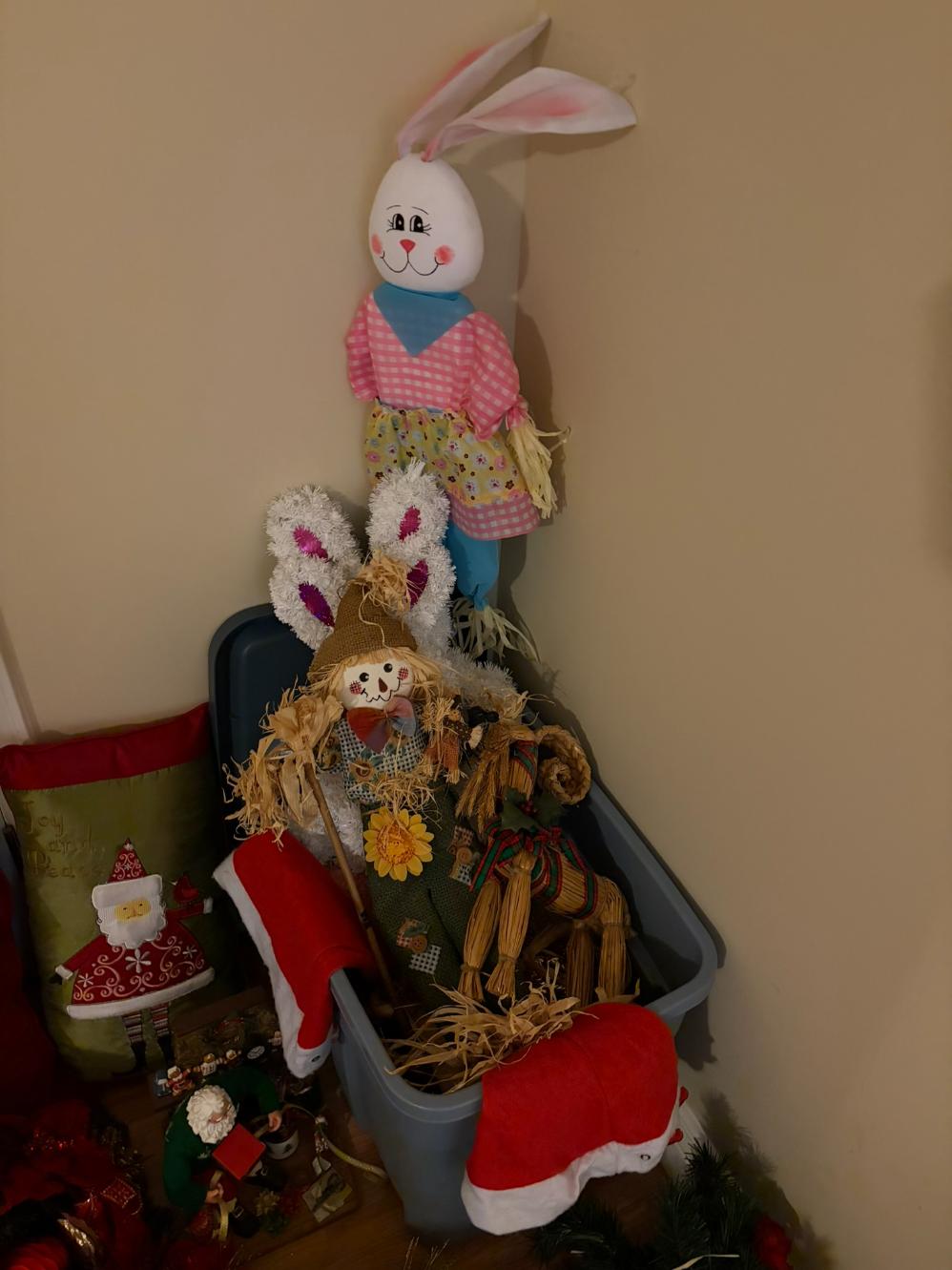 Holiday Decor Lot