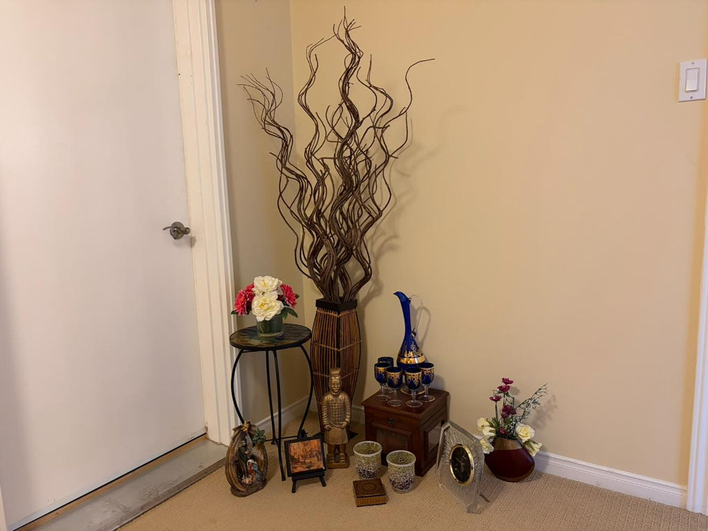 Decor Lot #12