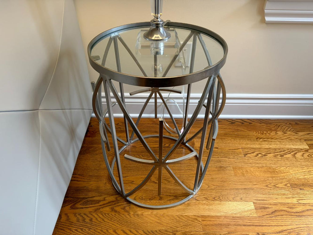 Single Accent Table Lot #1