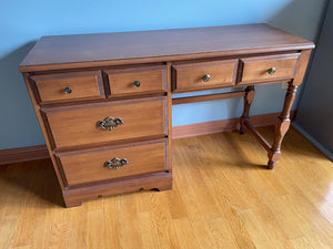 Desk & Chair