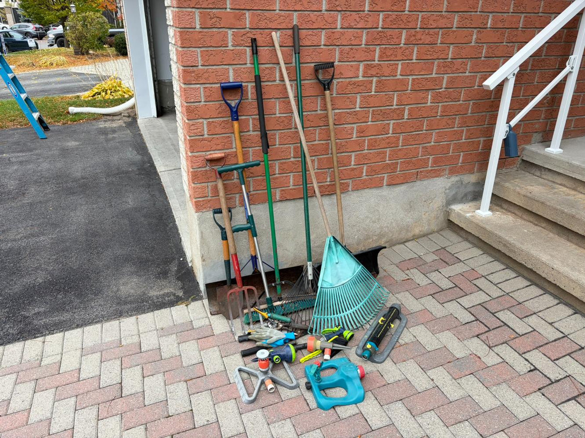 Outdoor Tools Lot